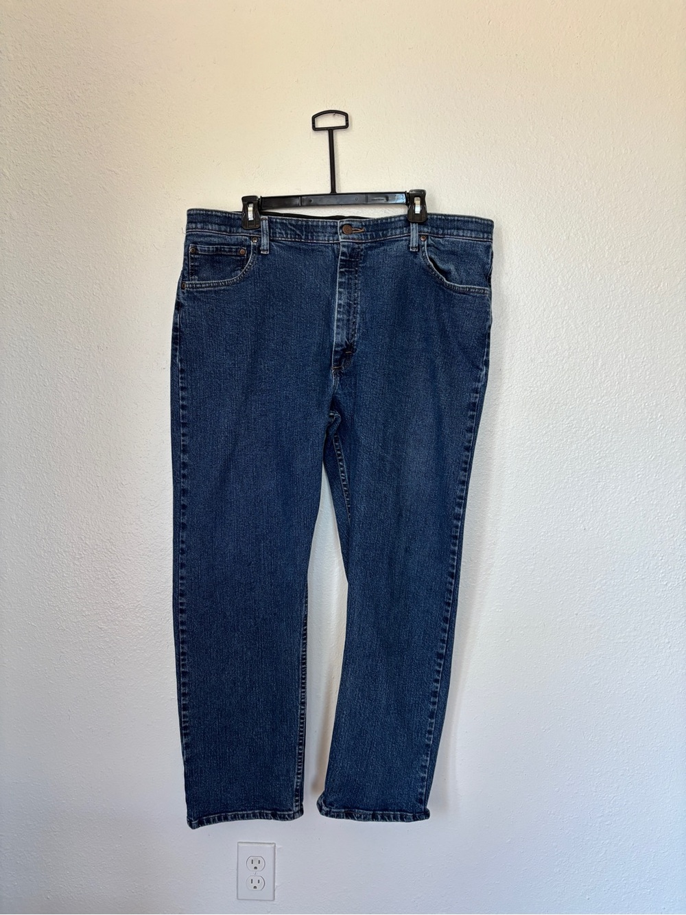 Wrangler Regular Fit Men’s Blue Jean Pants